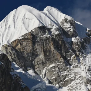 Lobuche East and Island peak