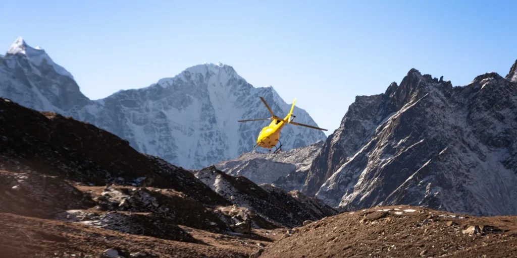 Snow View Trek Helicopter EBC