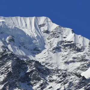 Naya Kanga Peak climbing