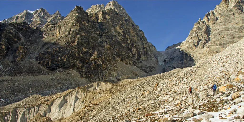 Snow View Trek-50-Nepal, Makalu Barun National Park. Nepalese Mounta